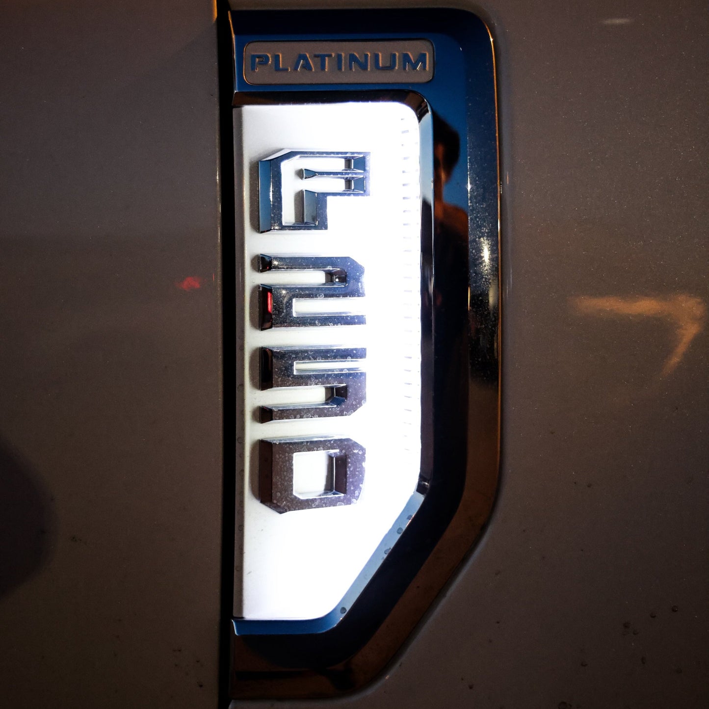 17-22 F250/F350 Fender Vent Badge Lights