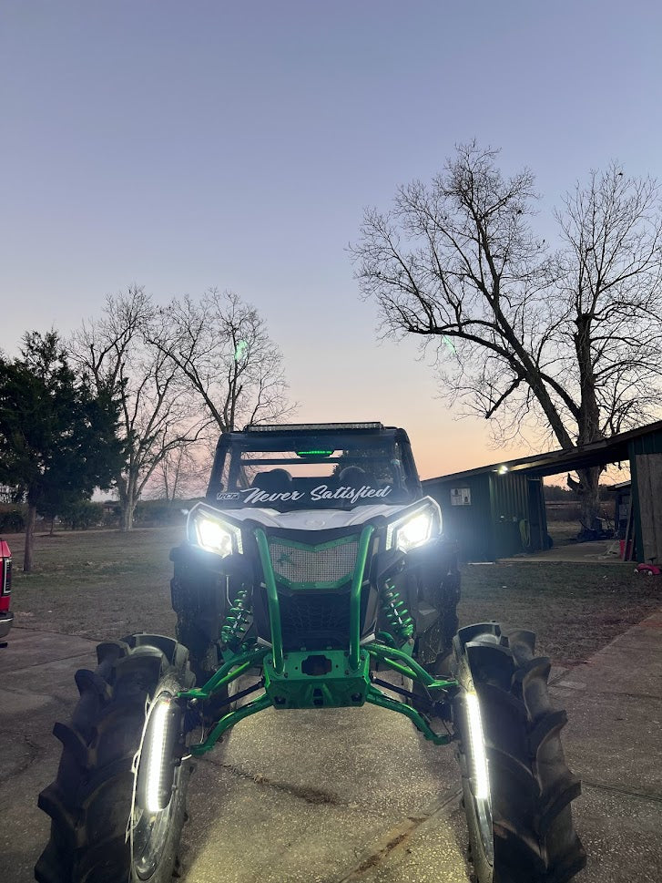 Quad Row White Portal Lights